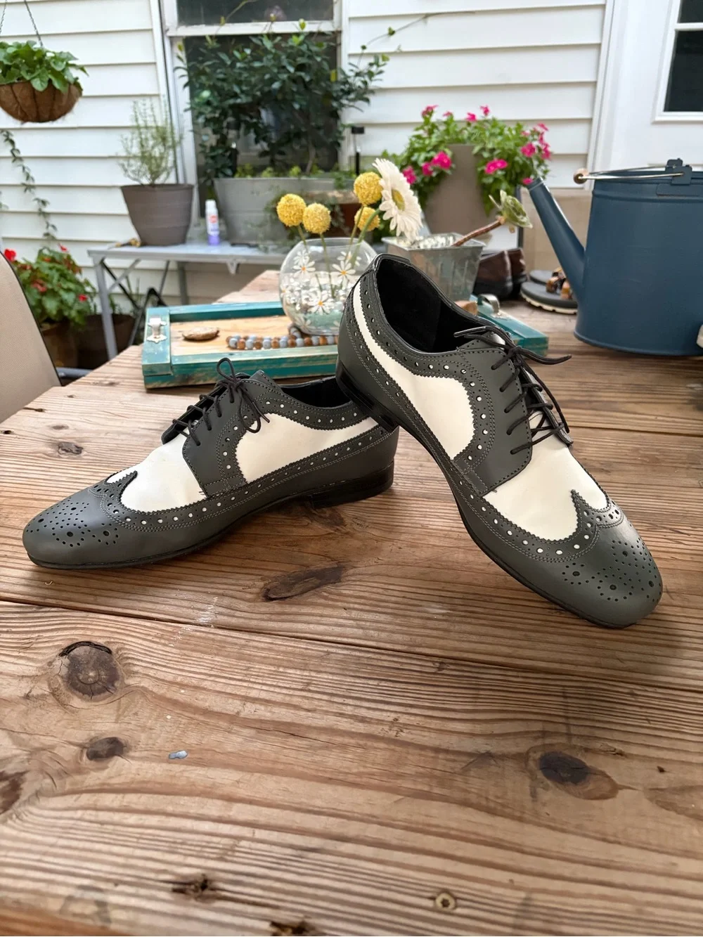 Brentano Men’s Size 10 Gray White Leather Wingtip Brogue Oxfords Made in Mexico